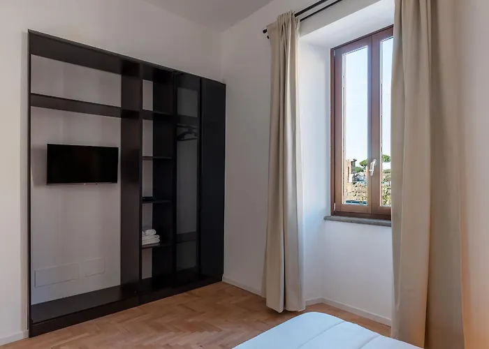 Joivy Stylish 2-bedroom Near The Colosseum *
