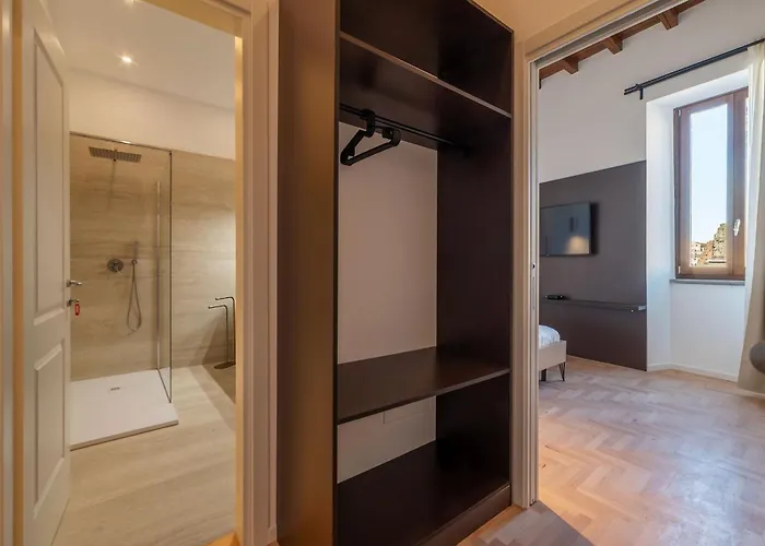 Joivy Stylish 2-bedroom Near The Colosseum *