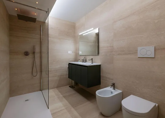 Joivy Stylish 2-bedroom Near The Colosseum Appartement Rome